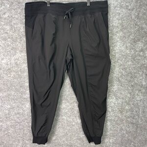 Lululemon Dance Studio Mid Rise Full Length Joggers Women's Size 20 Black